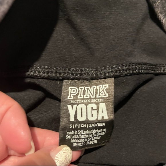 PINK yoga pants - Picture 3 of 4